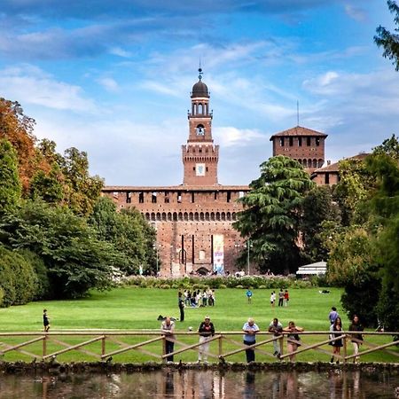 Residenza In Palazzo D'Epoca Apartment มิลาน ภายนอก รูปภาพ