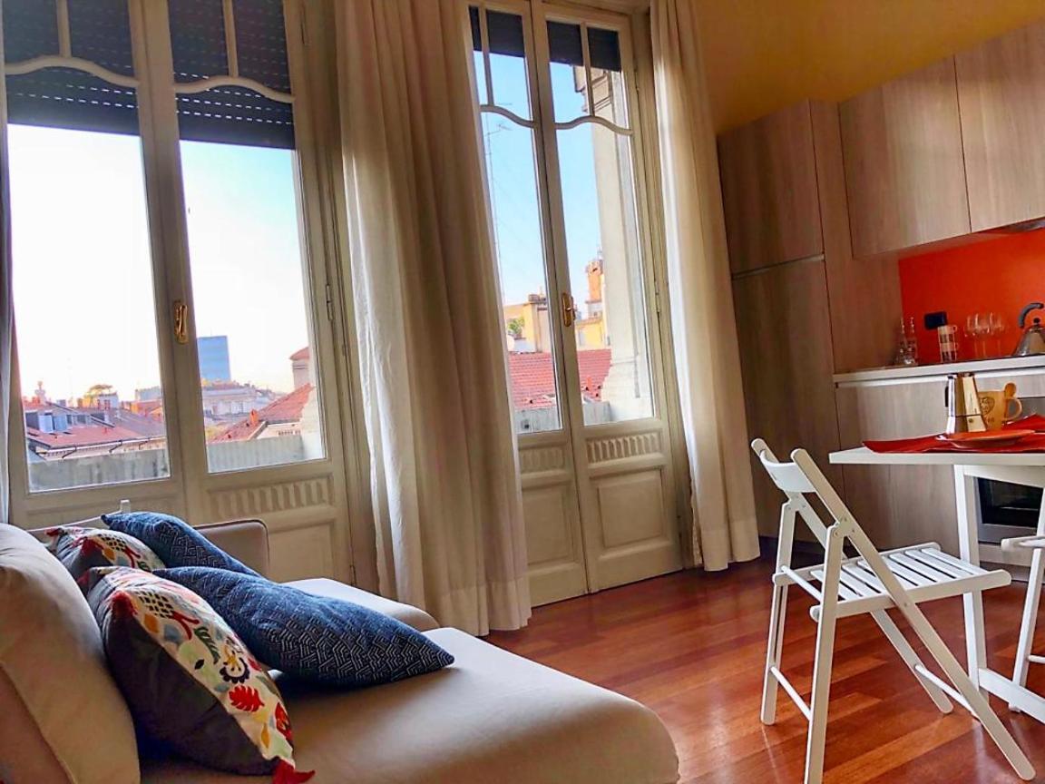 Residenza In Palazzo D'Epoca Apartment มิลาน ภายนอก รูปภาพ